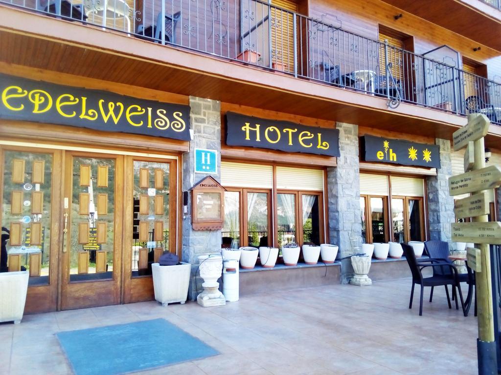 تورلا Edelweiss Hotel المظهر الخارجي الصورة